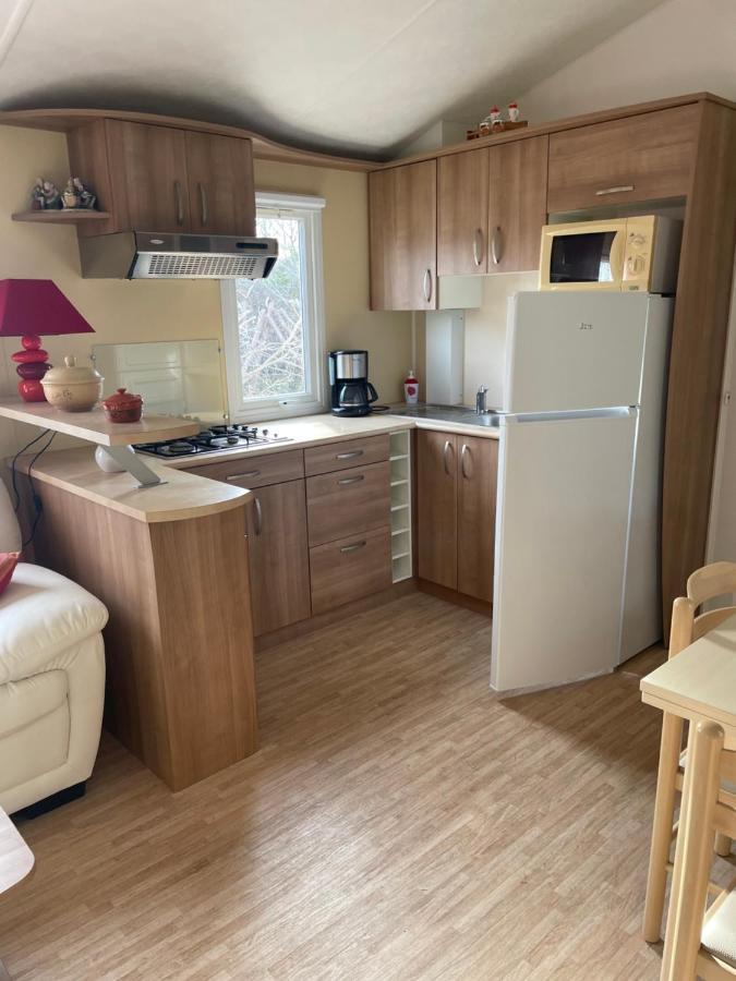 Mobil Home Parfait Etat Sur Camping Arvert Exterior photo